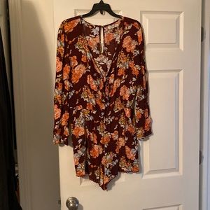 Romper never worn